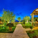 Europa Olympia Hotel 4*